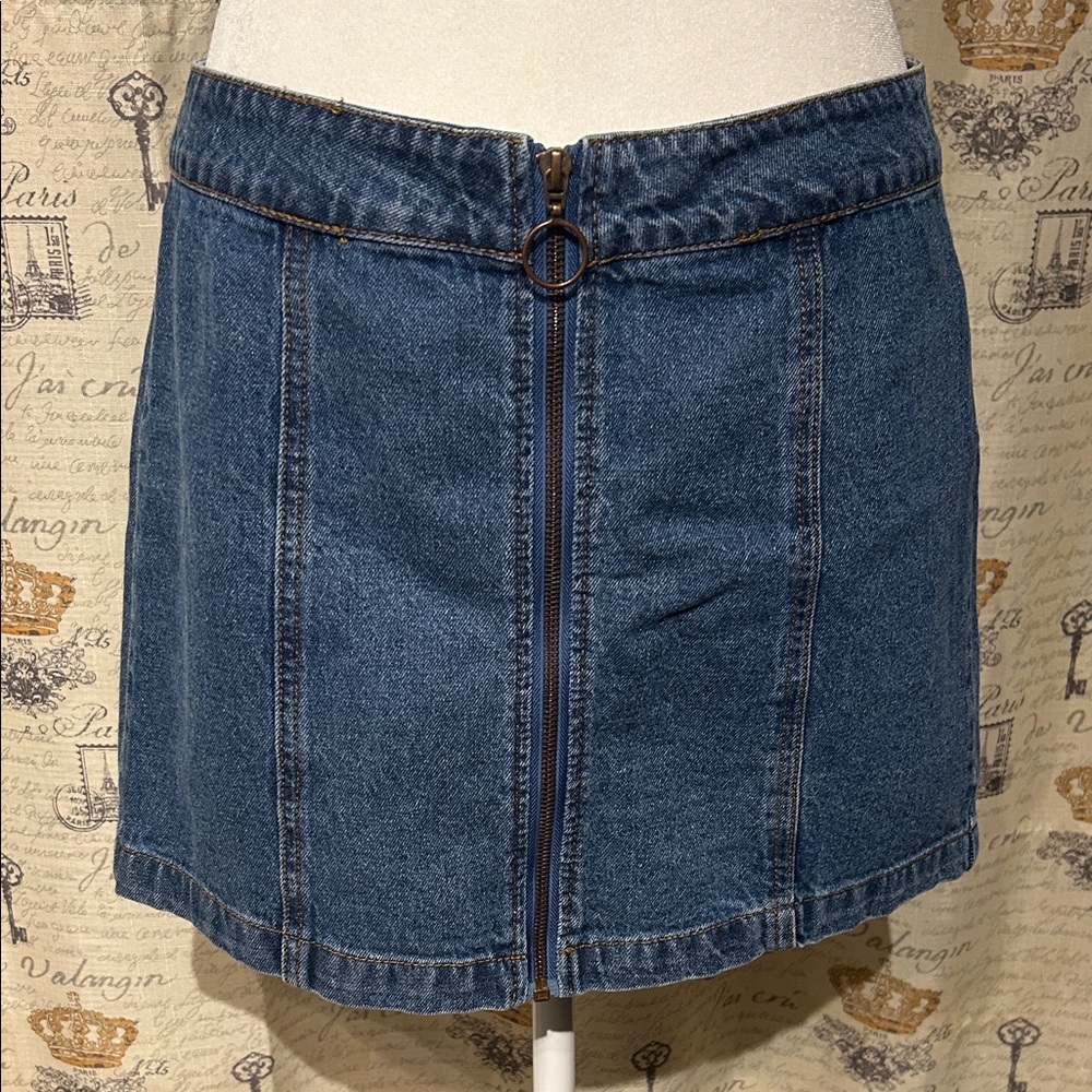 Forever 21 Blue Denim Pencil Skirt 28 new condition